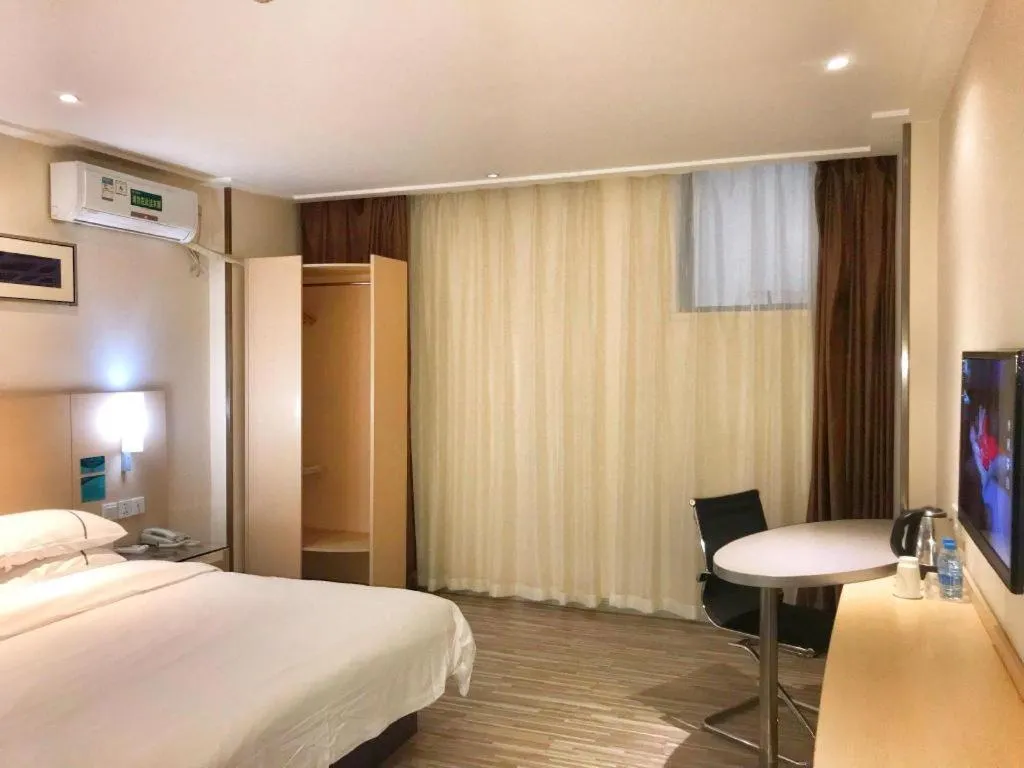 Bed in City Comfort Inn Baise Tianlin