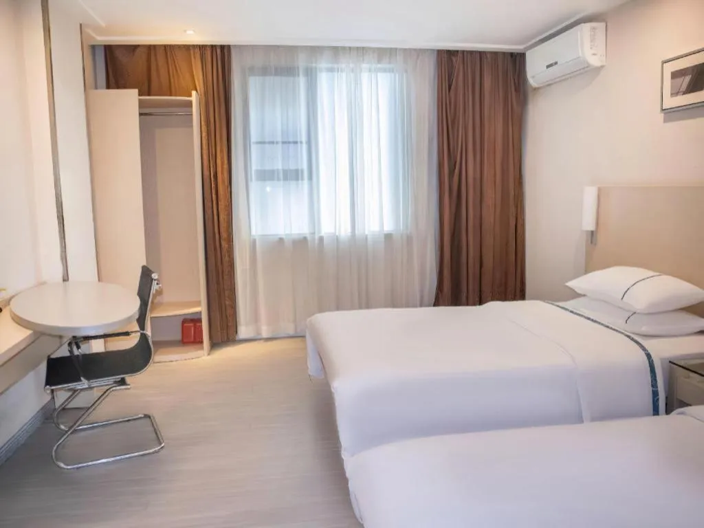 Bed in City Comfort Inn Baise Tianlin