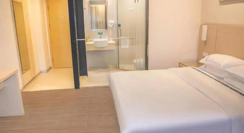 Bed in City Comfort Inn Baise Tianlin