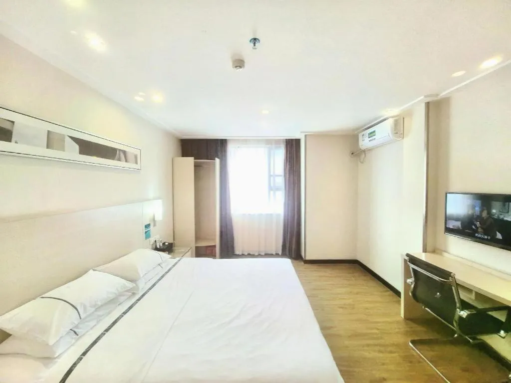 Bed in City Comfort Inn Baise Tianlin