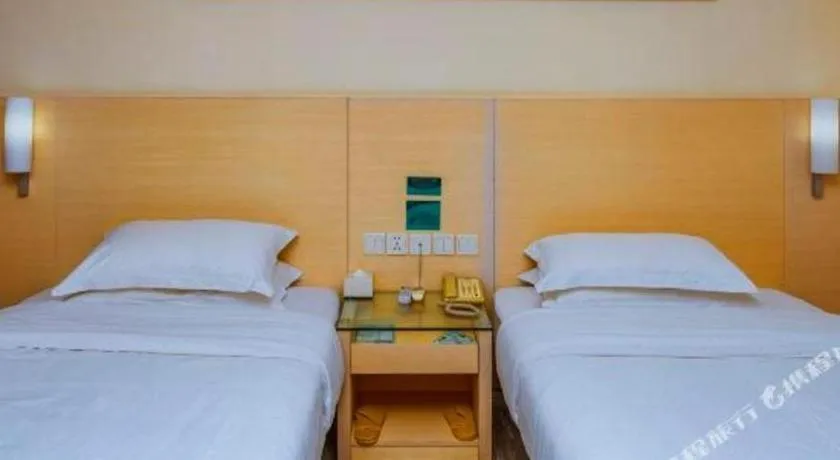 Bed in City Comfort Inn Baise Tianlin