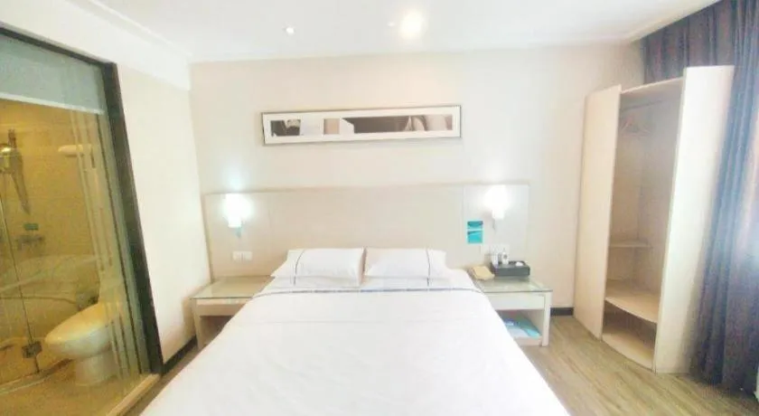 Bed in City Comfort Inn Baise Tianlin