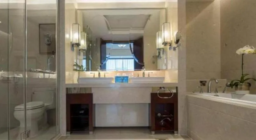 Maison New Century Hotel Cixi