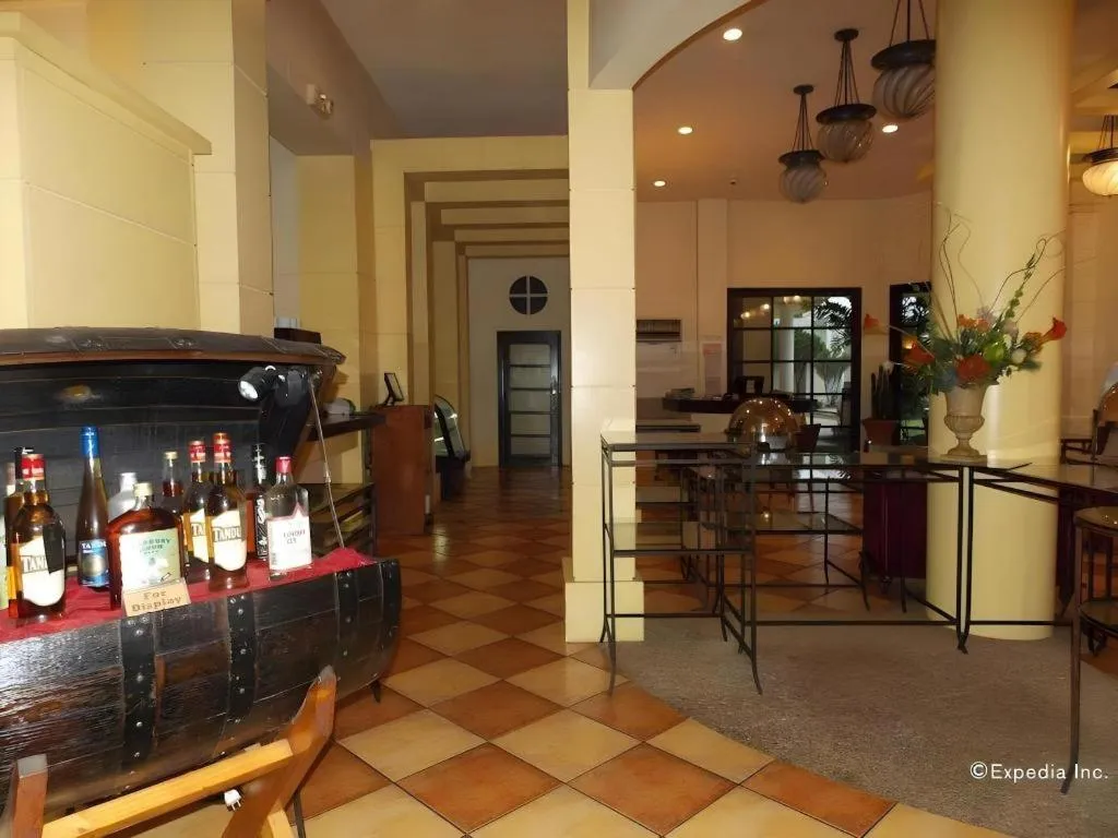 Planta Centro Bacolod Hotel & Residences