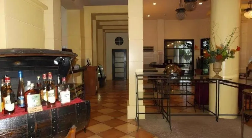 Planta Centro Bacolod Hotel & Residences