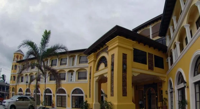 Planta Centro Bacolod Hotel & Residences