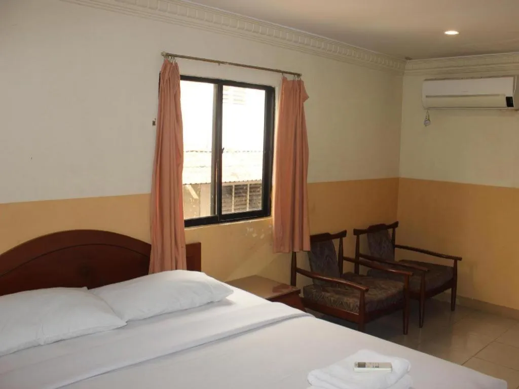 Bed in Batam Star Hotel