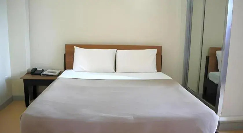 Bed in My Hotel Davao Bed in My Hotel Davao