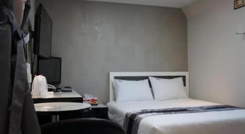 Bed in Novalus Tourist Hotel