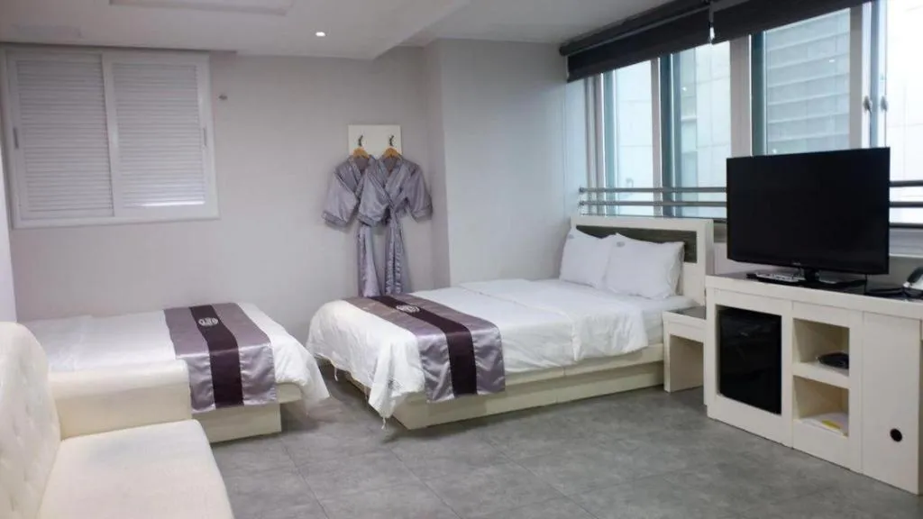 Bed in Novalus Tourist Hotel