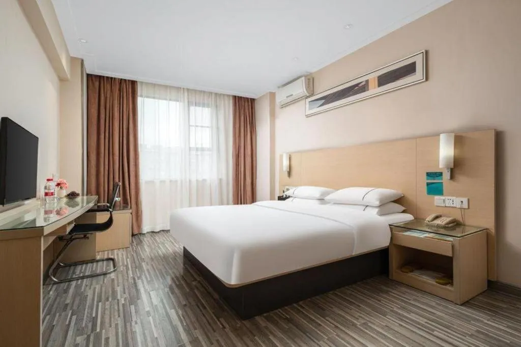 Bed in City Comfort Inn Liuzhou Beique Road Huang Village