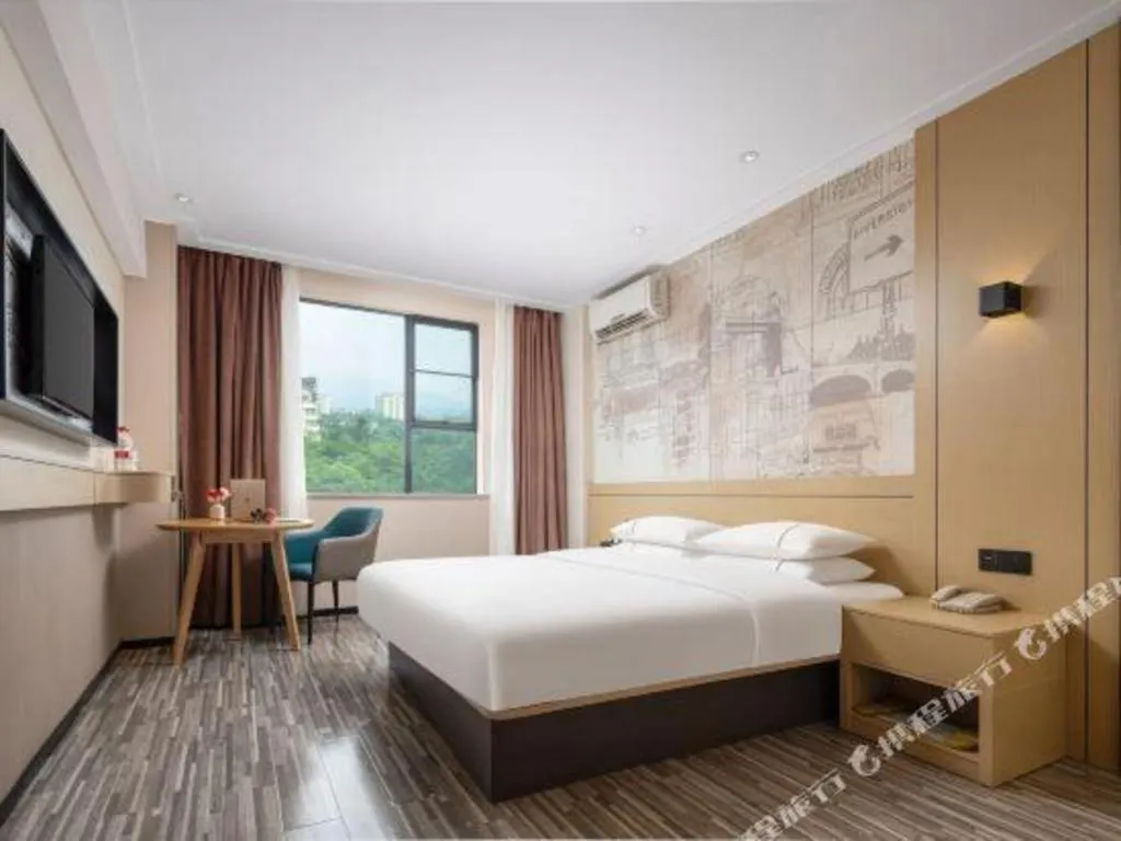 Bed in City Comfort Inn Liuzhou Beique Road Huang Village