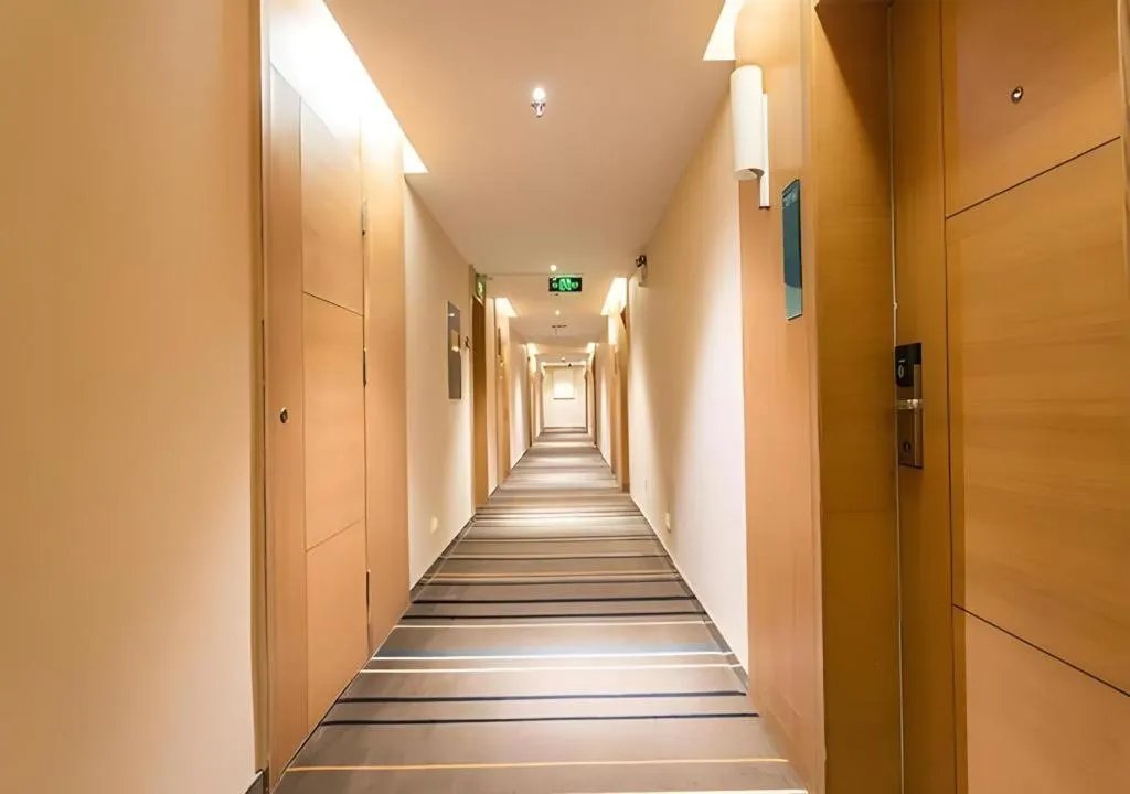 City Comfort Inn Qinzhou Niannianfeng Old Street Renmin Road