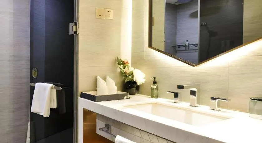 Shanghai Bund South China Harbour View Hotel