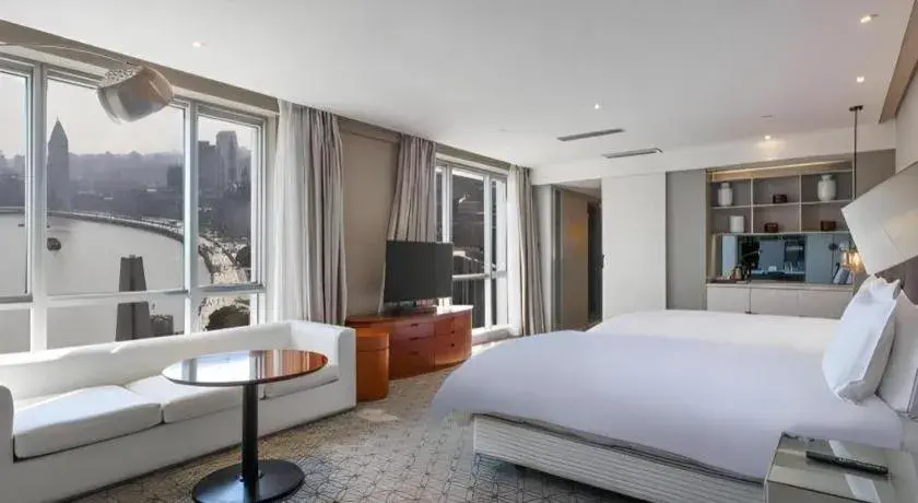 Bed in Shanghai Bund South China Harbour View Hotel Bed in Shanghai Bund South China Harbour View Hotel