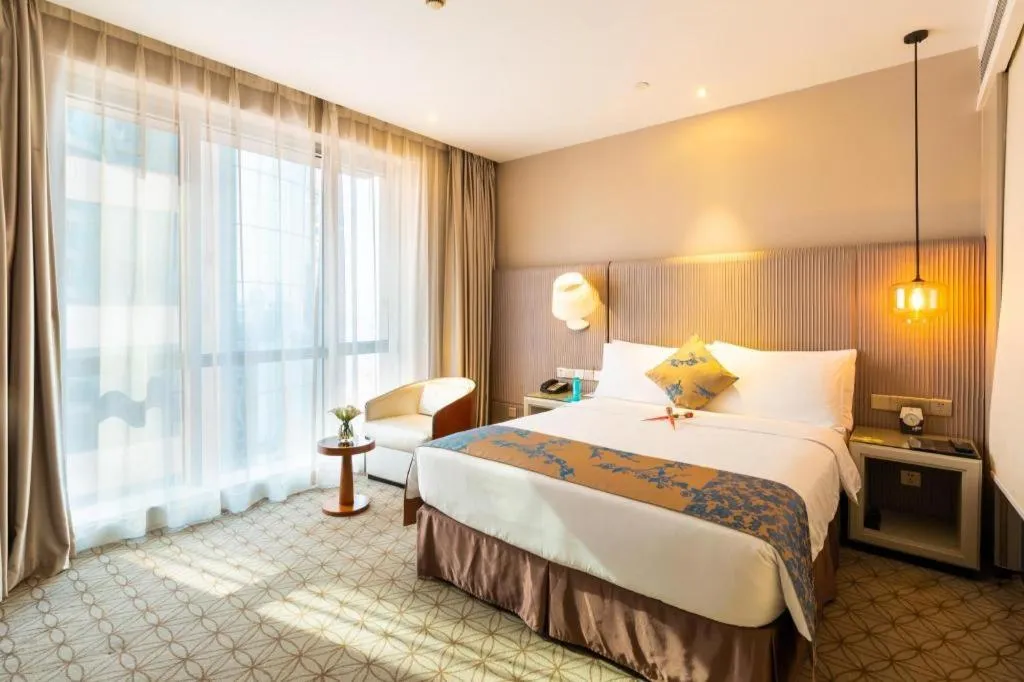 Bed in Shanghai Bund South China Harbour View Hotel