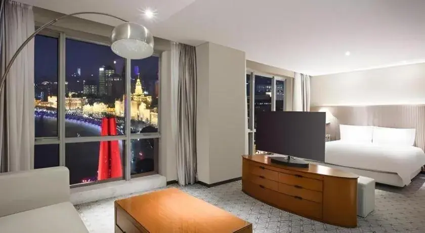 Bed in Shanghai Bund South China Harbour View Hotel Bed in Shanghai Bund South China Harbour View Hotel