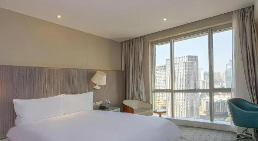 Bed in Shanghai Bund South China Harbour View Hotel