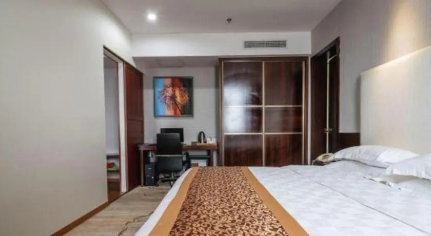 Bed in Xiamen Blue Peninsula Hotel