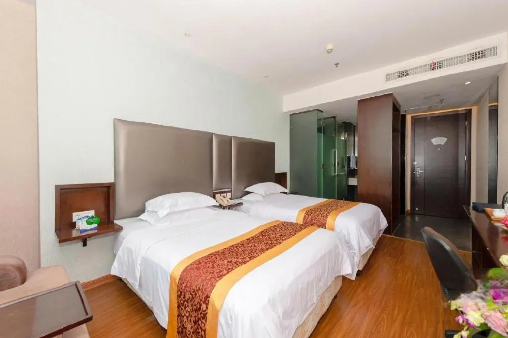 Bed in Xiamen Blue Peninsula Hotel