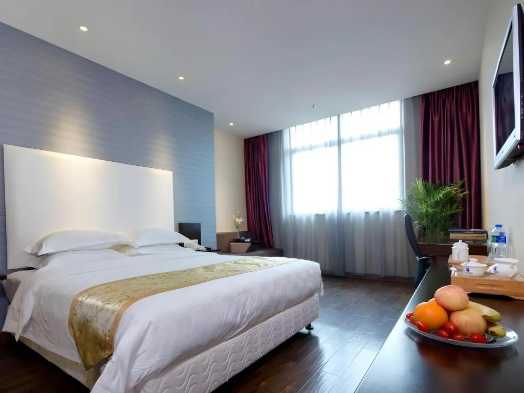 Bed in Xiamen Blue Peninsula Hotel