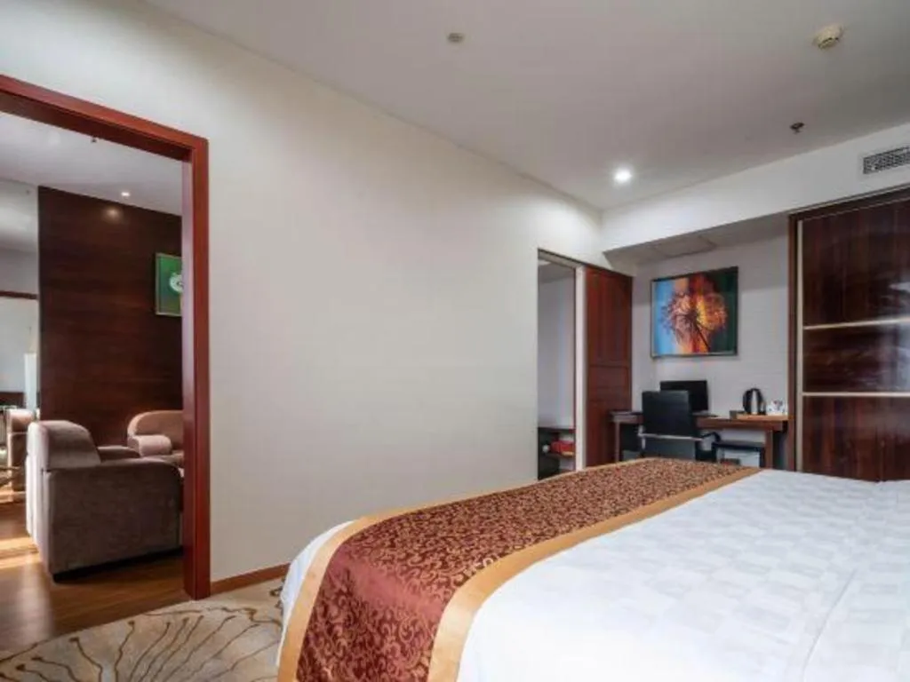 Bed in Xiamen Blue Peninsula Hotel