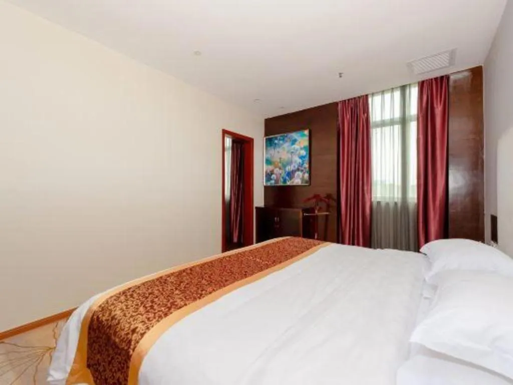 Bed in Xiamen Blue Peninsula Hotel