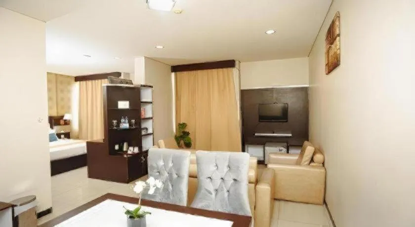 Bed in Zahra Syariah Hotel Kendari