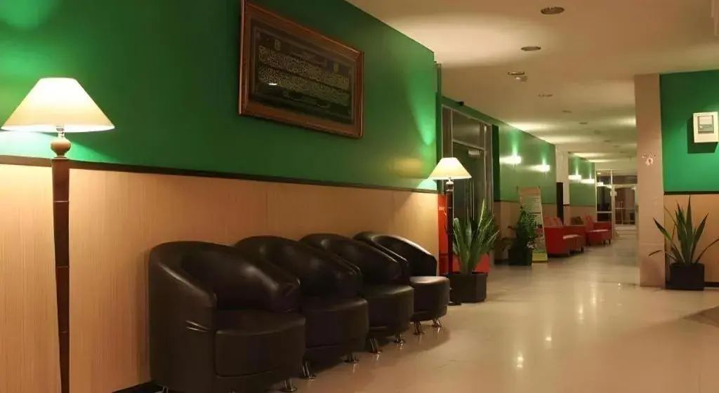 Zahra Syariah Hotel Kendari Zahra Syariah Hotel Kendari