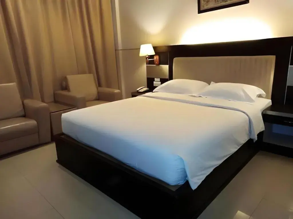 Bed in Zahra Syariah Hotel Kendari Bed in Zahra Syariah Hotel Kendari