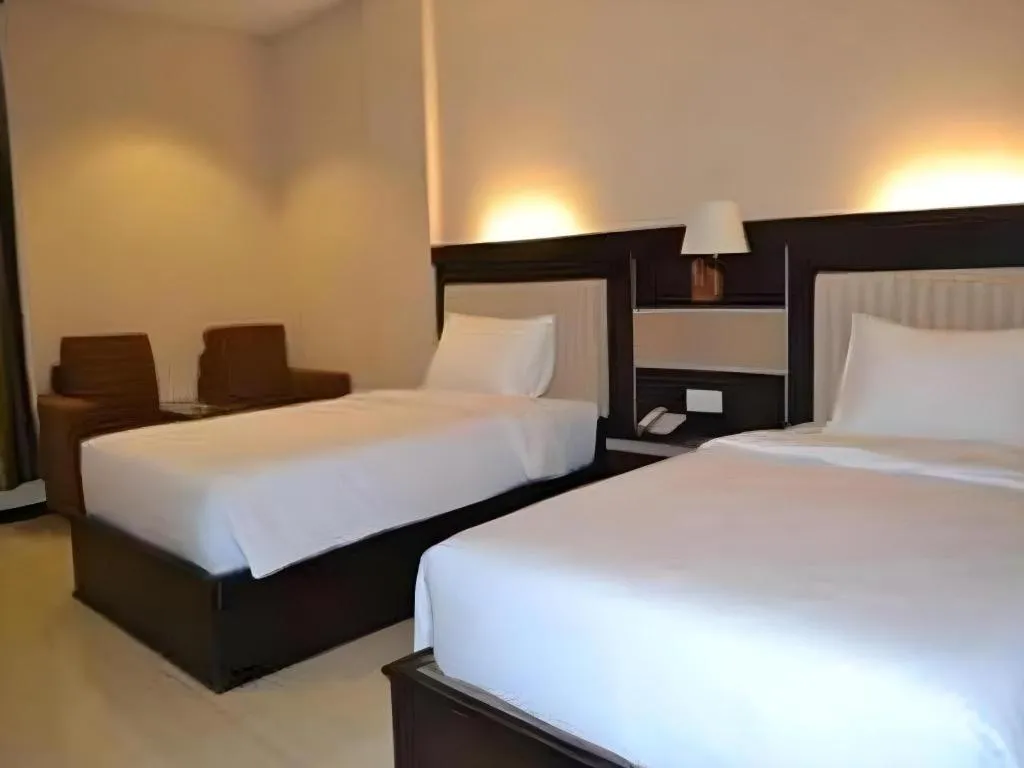 Bed in Zahra Syariah Hotel Kendari
