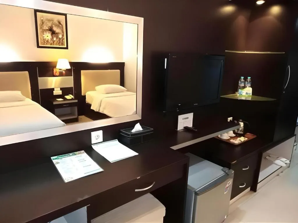 Bed in Zahra Syariah Hotel Kendari