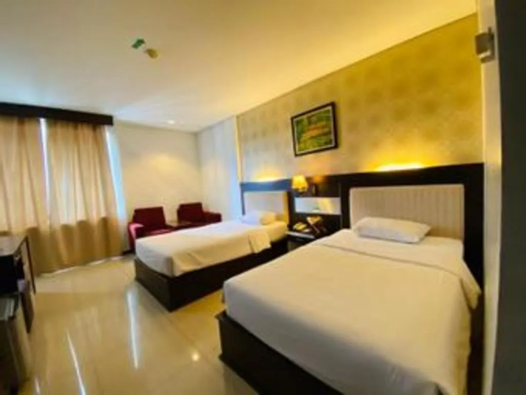 Bed in Zahra Syariah Hotel Kendari