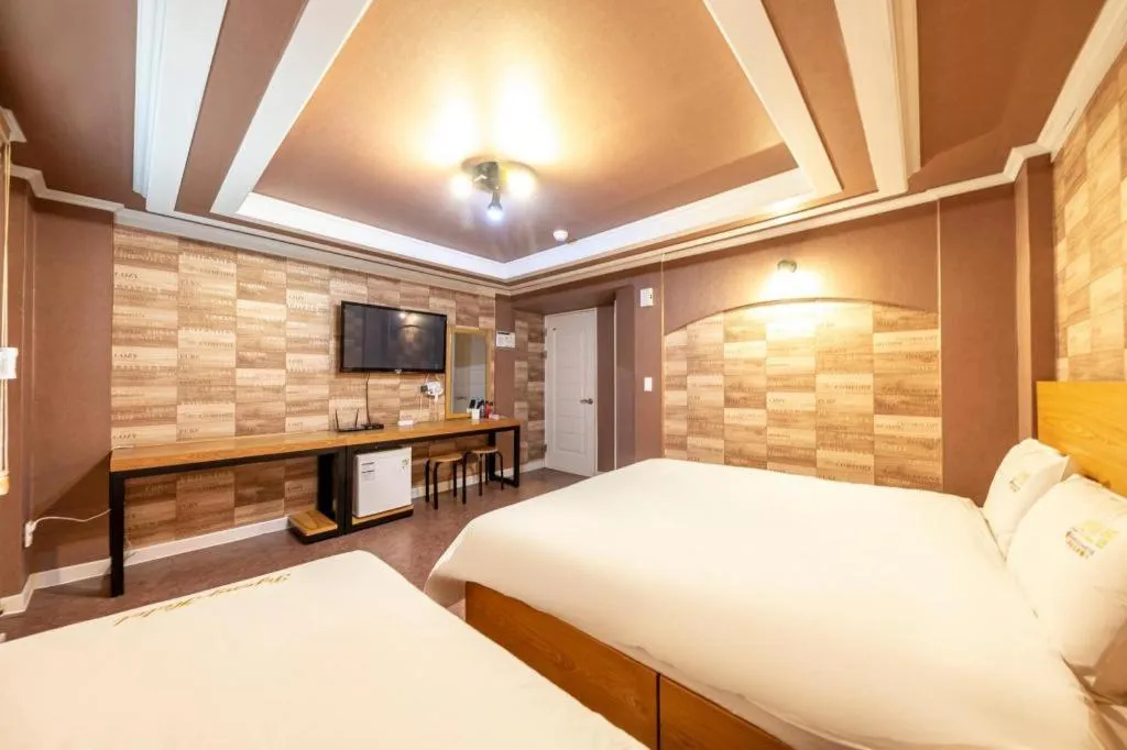 Bed in Gwangju Sejong Hotel