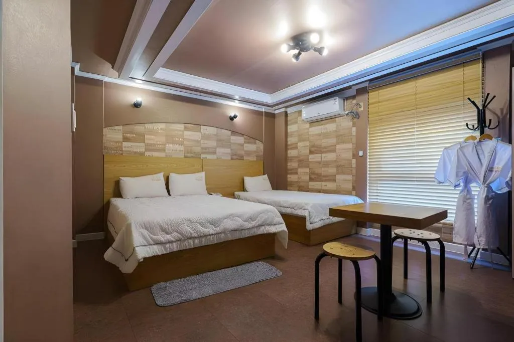 Bed in Gwangju Sejong Hotel