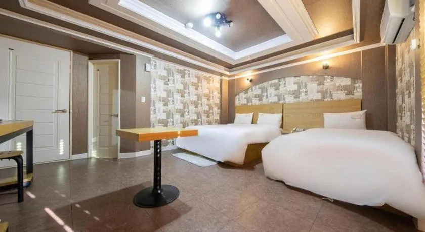 Bed in Gwangju Sejong Hotel