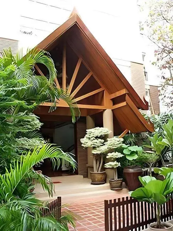 Chada Thai House Chada Thai House