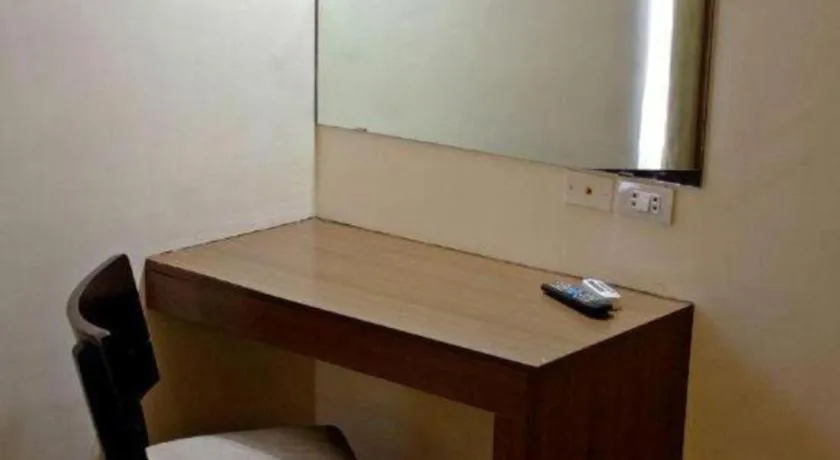 The Ritz Hotel at Garden Oases