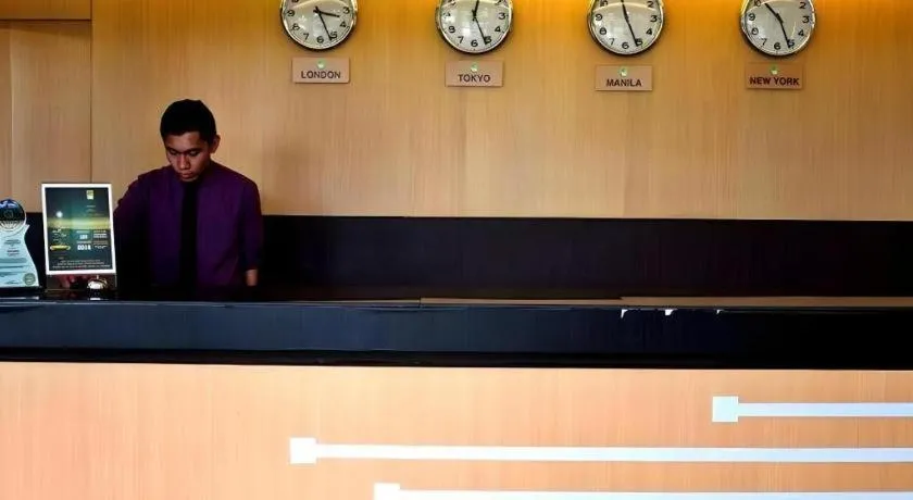 The Ritz Hotel at Garden Oases