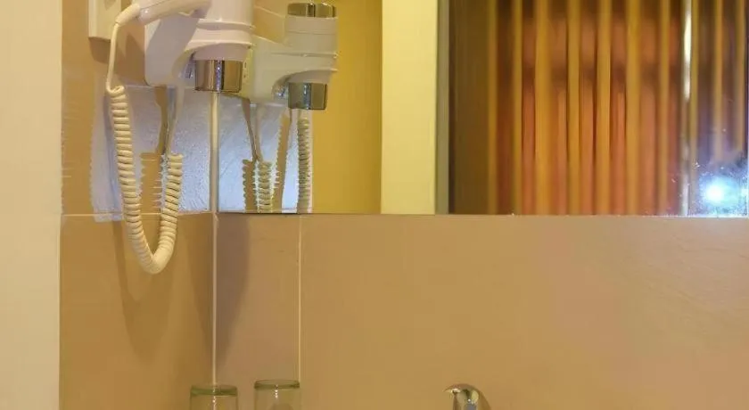 The Ritz Hotel at Garden Oases