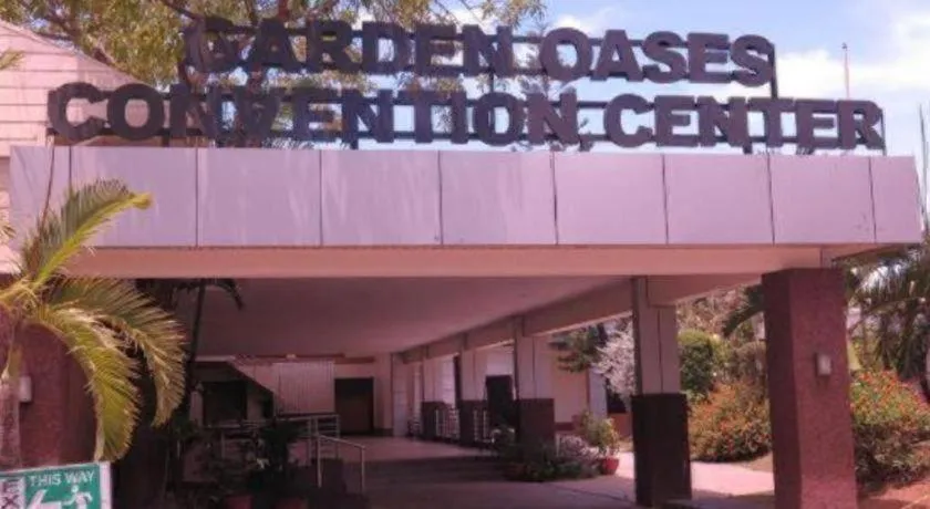 The Ritz Hotel at Garden Oases