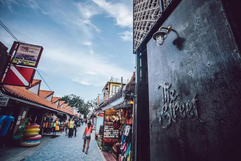 The Street Hostel Koh Lipe