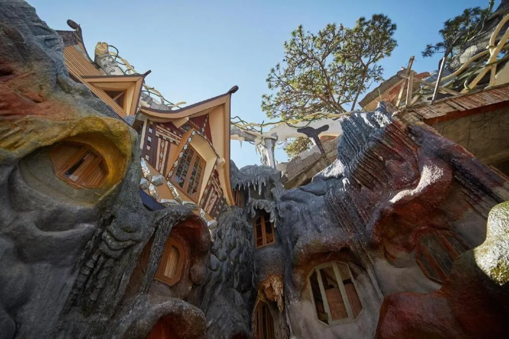 Hoa Sen Vang Hotel Dalat