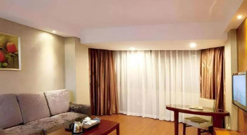 Bravo Business Hotel