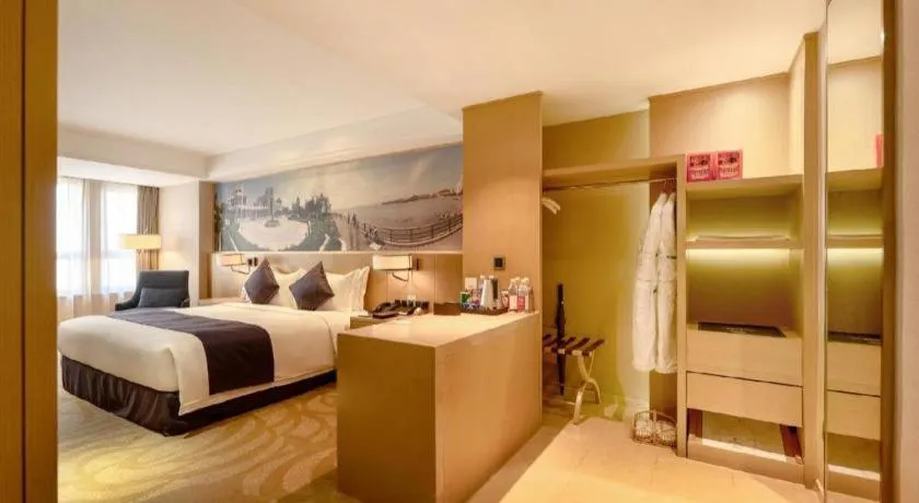 Bed in Sky World Hotel Qingdao