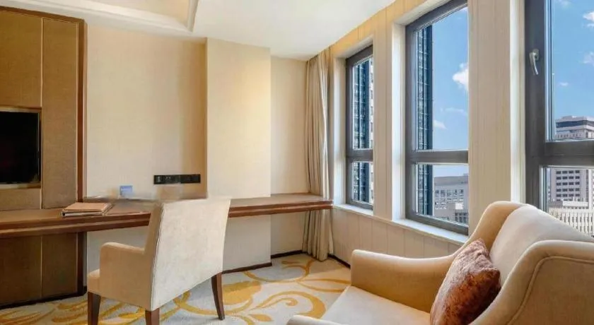 Sky World Hotel Qingdao