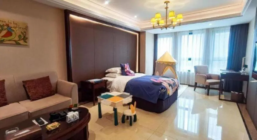 Bed in Sky World Hotel Qingdao