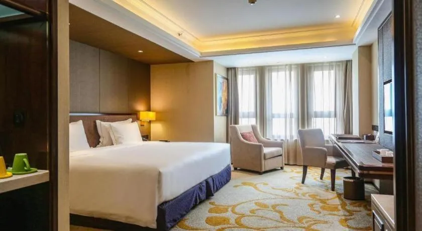 Bed in Sky World Hotel Qingdao