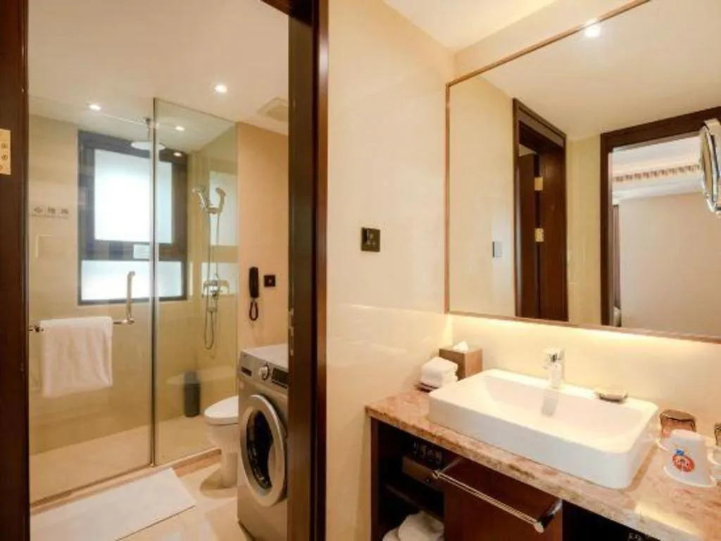 Sky World Hotel Qingdao