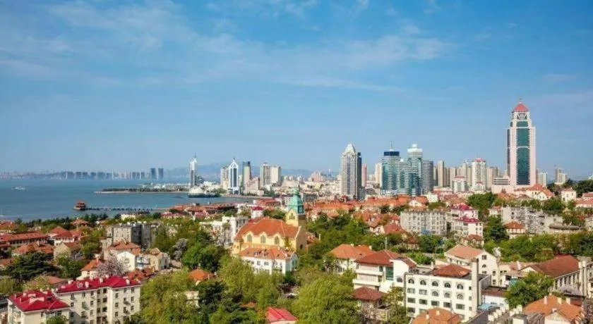 Sky World Hotel Qingdao